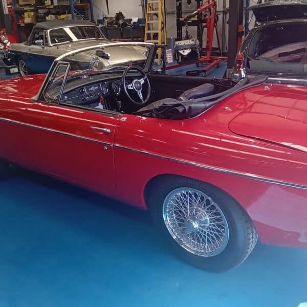 19.08.2025 1970 MGC Roadster Red Check Over 4