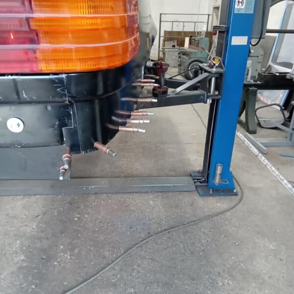 19.08.2025 1978 Mercedes 350SL Red full weld boot 2