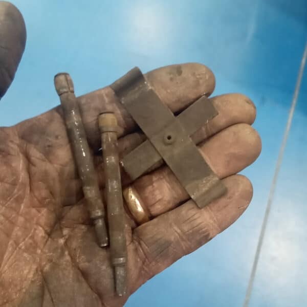 19.08.2025 1985 Mercedes 500 SL Blue squeaky Brakes 2 11