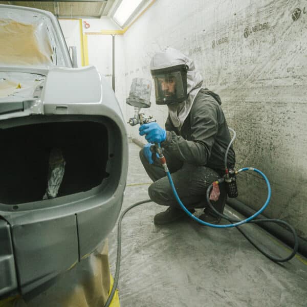 1969 Audi 70L in Primer 44