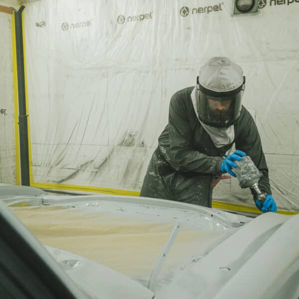 1969 Audi 70L in Primer 46
