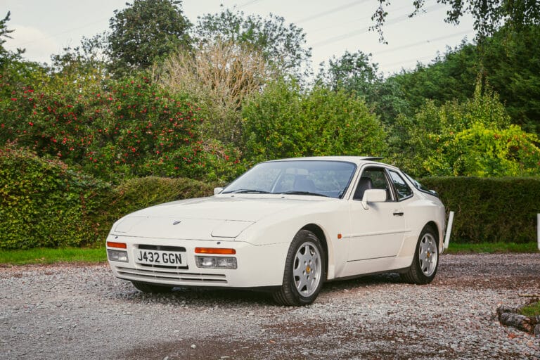 1991 Porsche 944 S2 Product Photos 27
