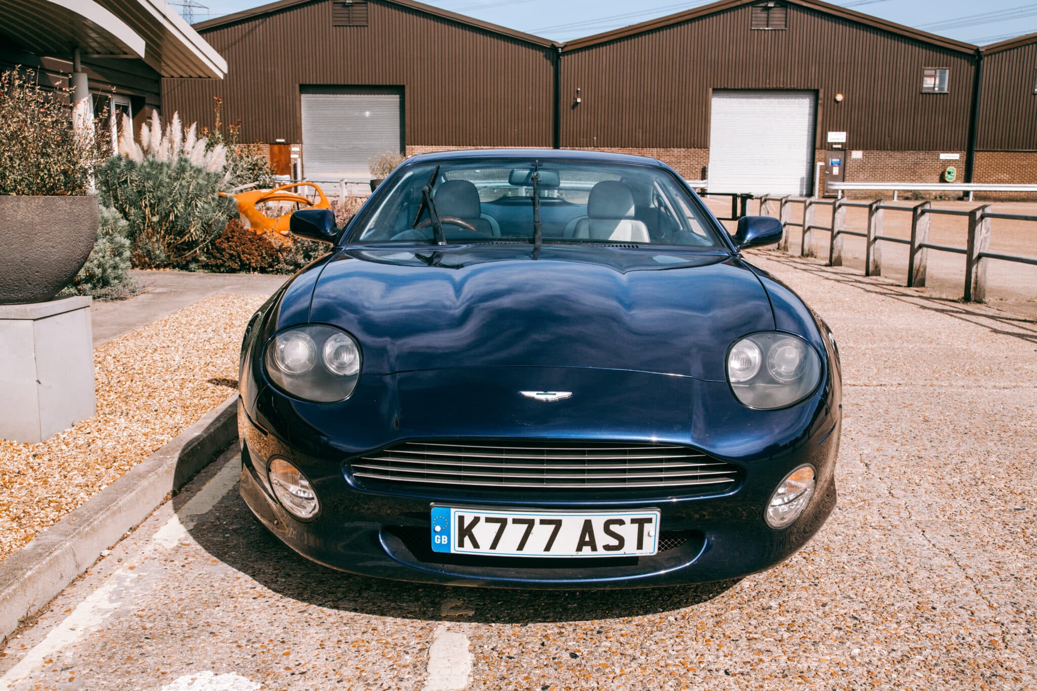 1999 Aston Martin DB7 Vantage Arrival 2 scaled