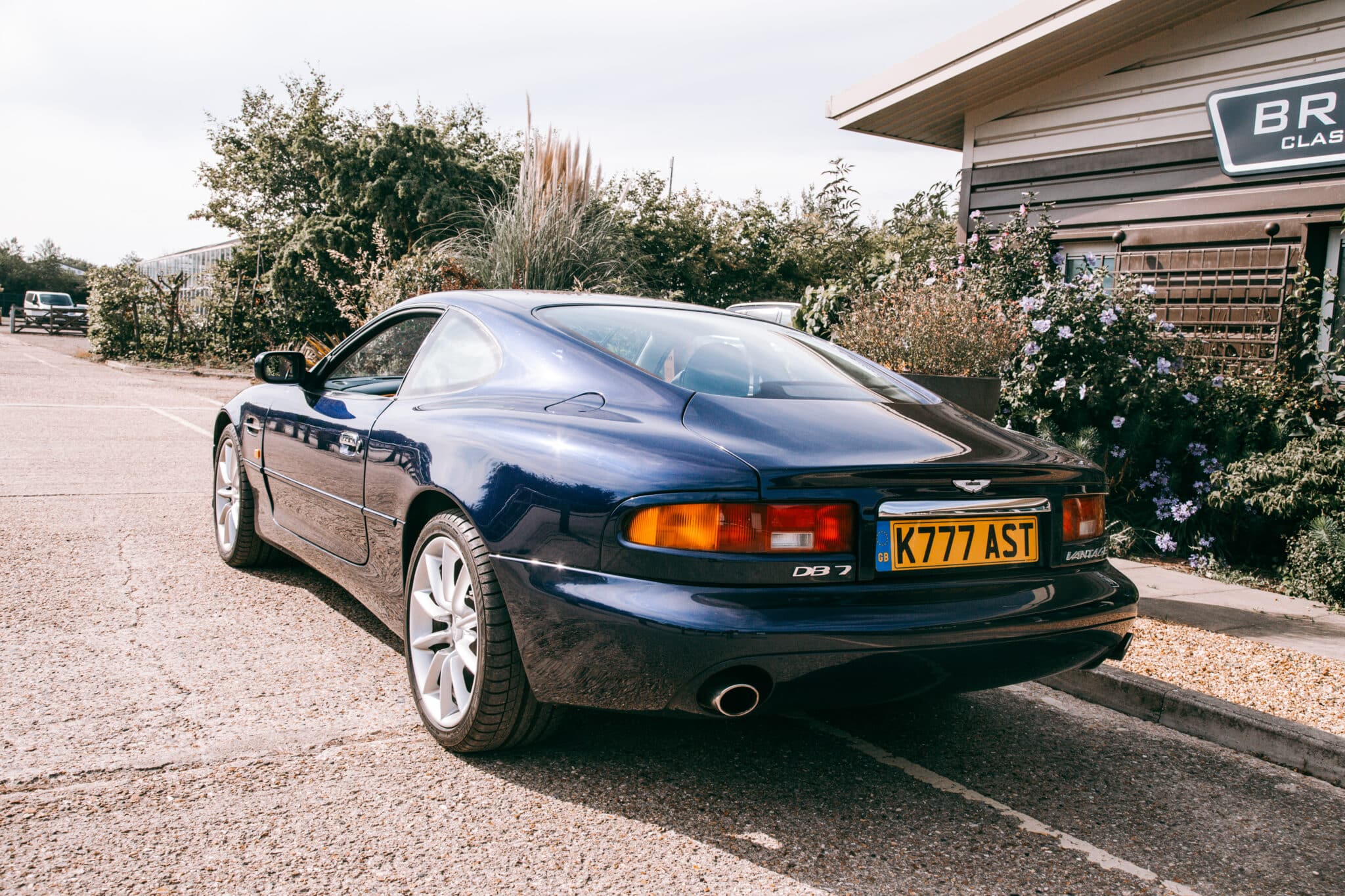 1999 Aston Martin DB7 Vantage Arrival 3 scaled