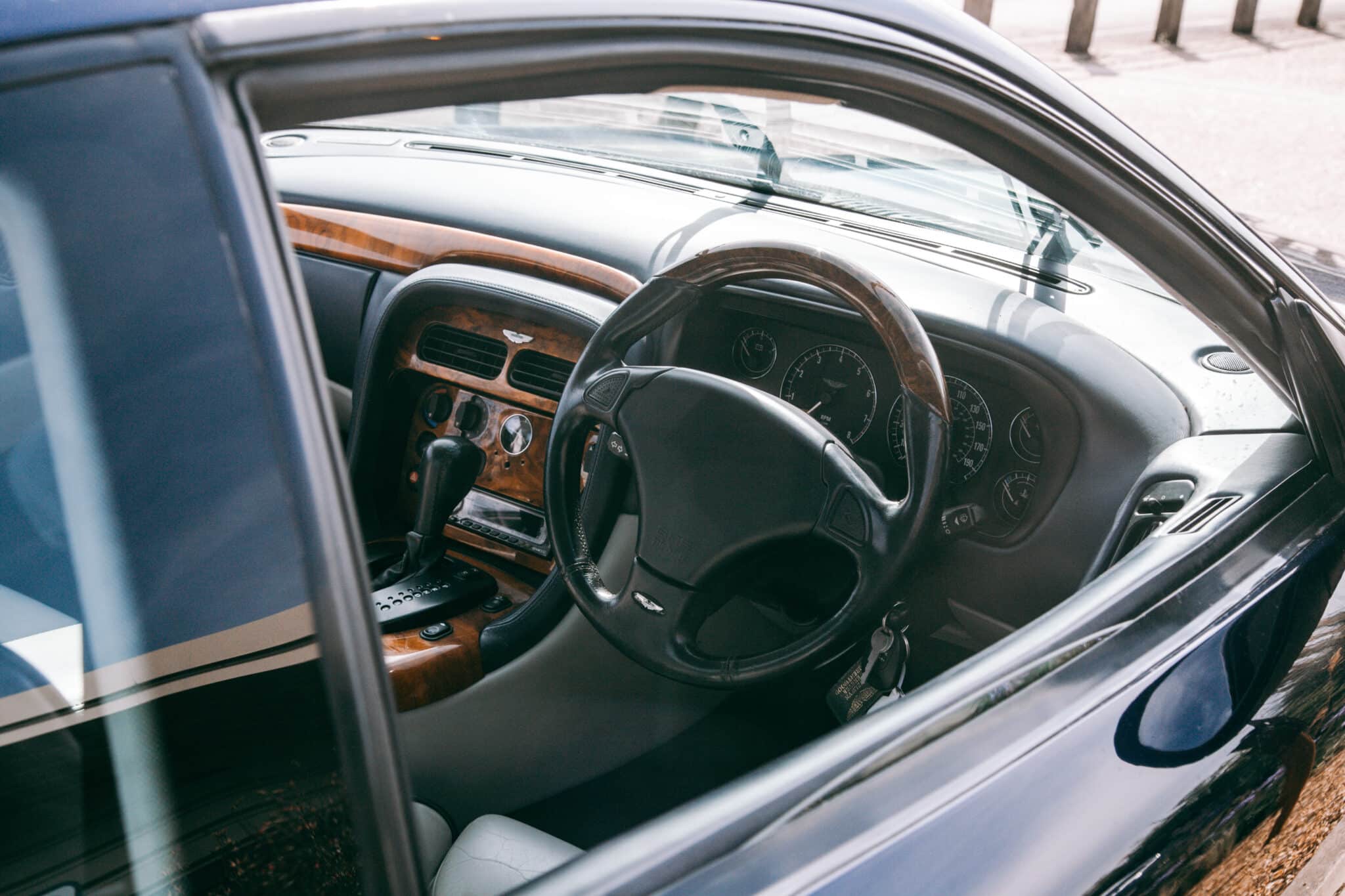1999 Aston Martin DB7 Vantage Arrival 5 scaled
