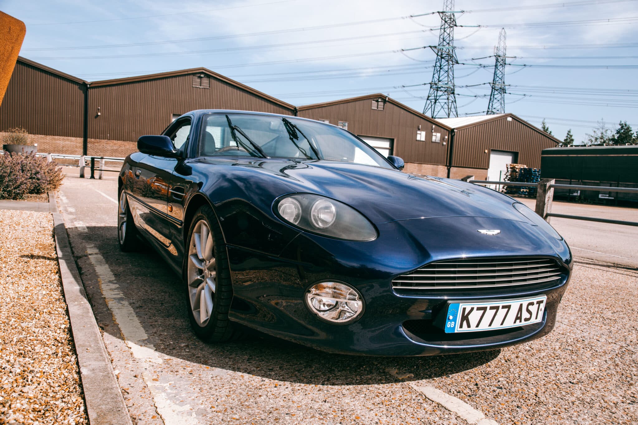 1999 Aston Martin DB7 Vantage Arrival 7 scaled