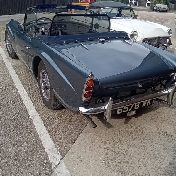 21.08.2025 1963 Daimler SP250 Grey Knock 10