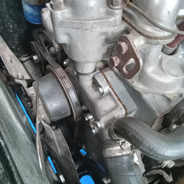 21.08.2025 1963 Rover P4 110 Grey Water Pump 15