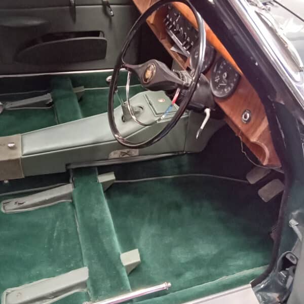 21.08.2025 1965 Jaguar 340 Mk2 Green headlining and carpets 2