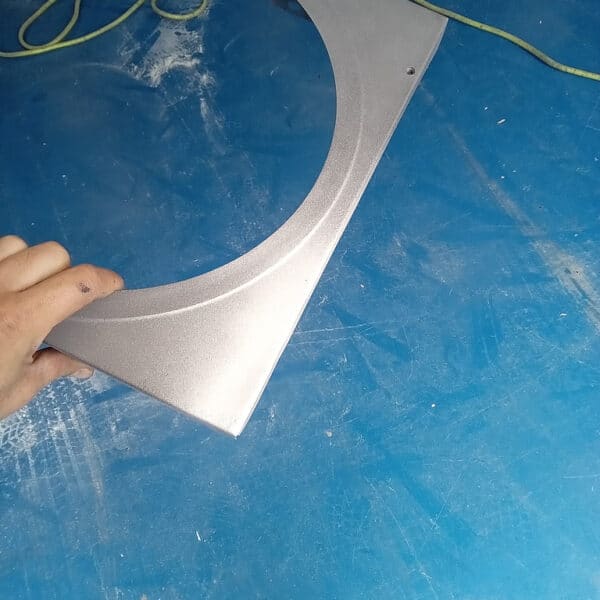 21.08.2025 1969 Audi 70L White finished fan shroud 1
