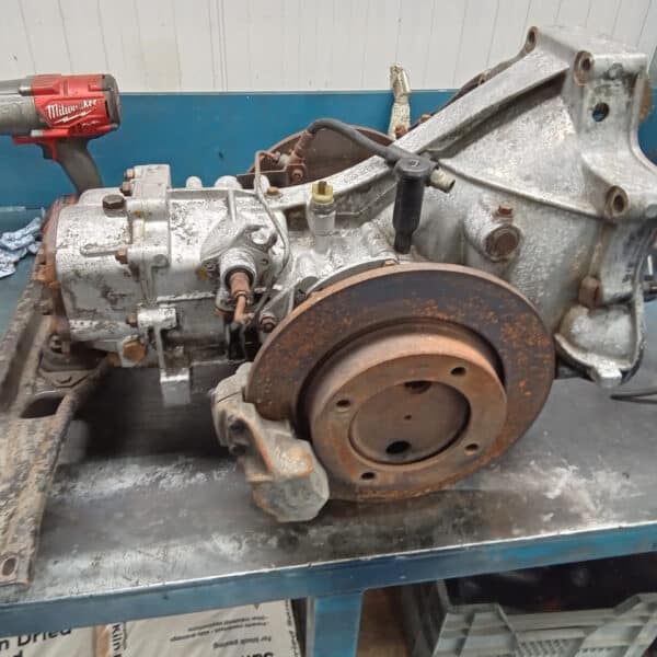 21.08.2025 1969 Audi 70L White snadblasted parts for paint 11