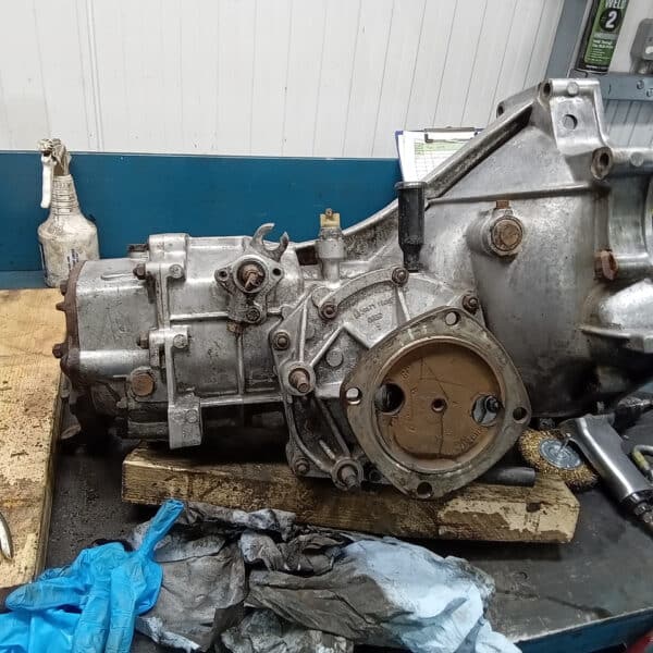 21.08.2025 1969 Audi 70L White snadblasted parts for paint 16