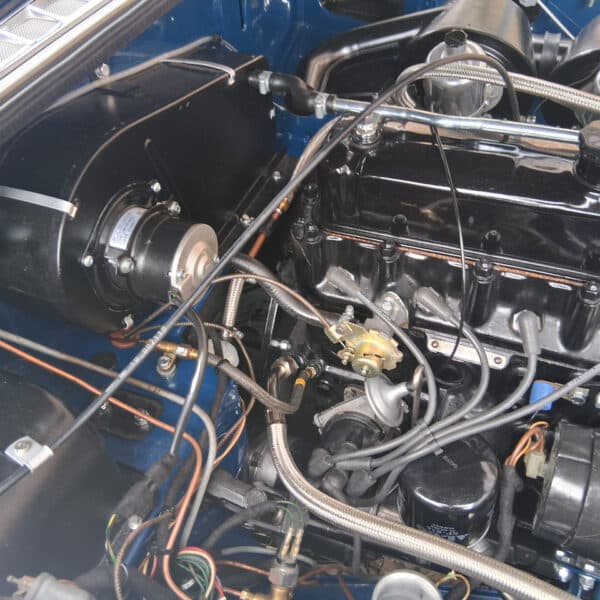 21.08.2025 1973 MG B Roadster Blue Fettling 12