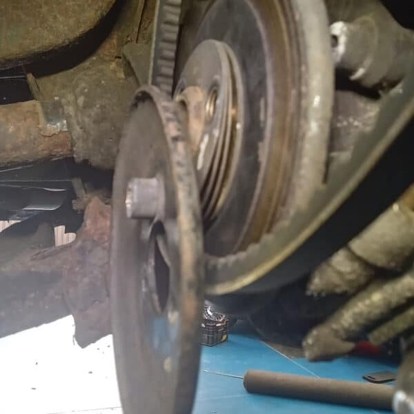 21.08.2025 1991 Volkswagen Transporter T4 Service and Repairs 15
