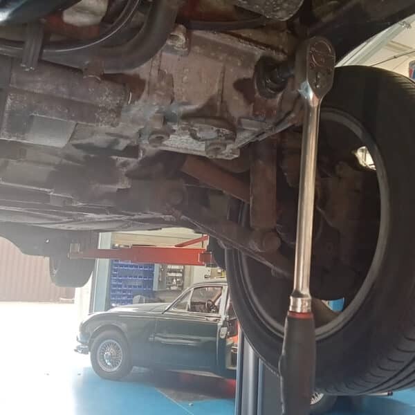 21.08.2025 1991 Volkswagen Transporter T4 Service and Repairs 7