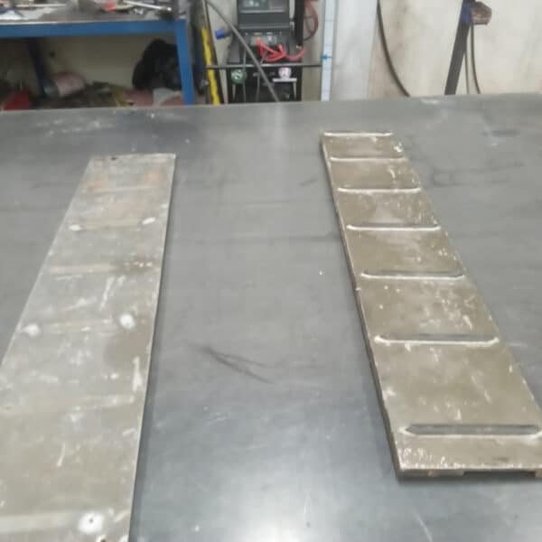 220825 1955 Aston Martin Drophead Floors 13