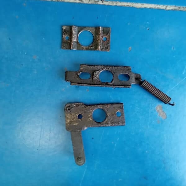220825 1965 Jaguar Mk2 Prep for Test Drive 18