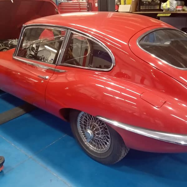 28.08.2025 1966 Jaguar E Type Red Series 1 22 Mot Failures 4