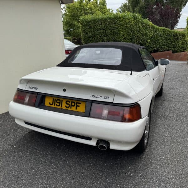 290725 1992 Lotus Elan SE 4