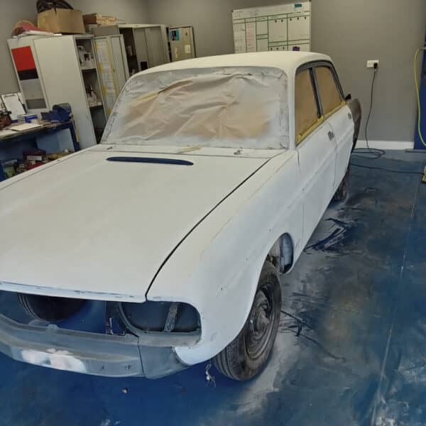 7.08.2025 1969 Audi 70L White sanding 1