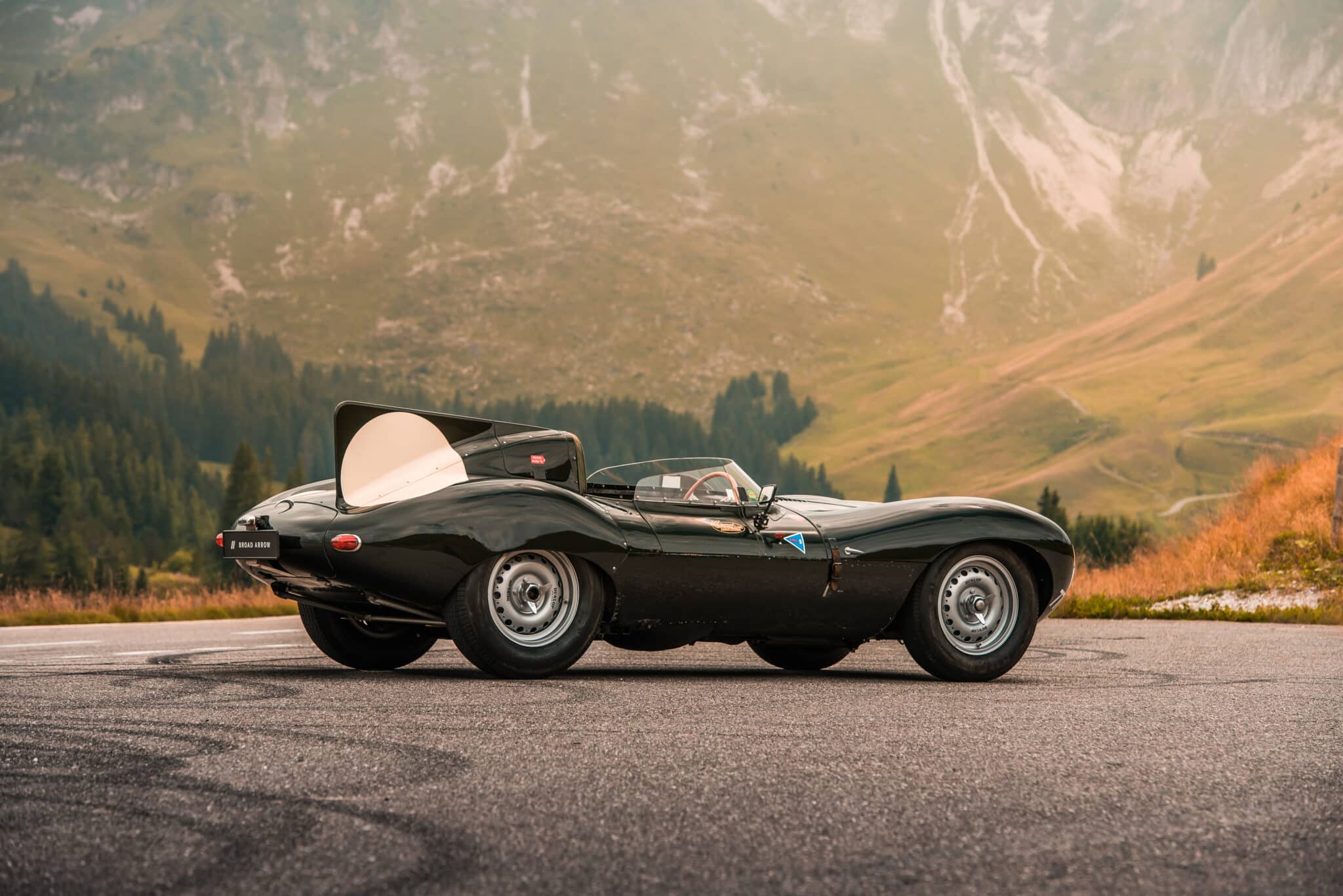 DG25 r0003 1957 Jaguar D Type 025 scaled