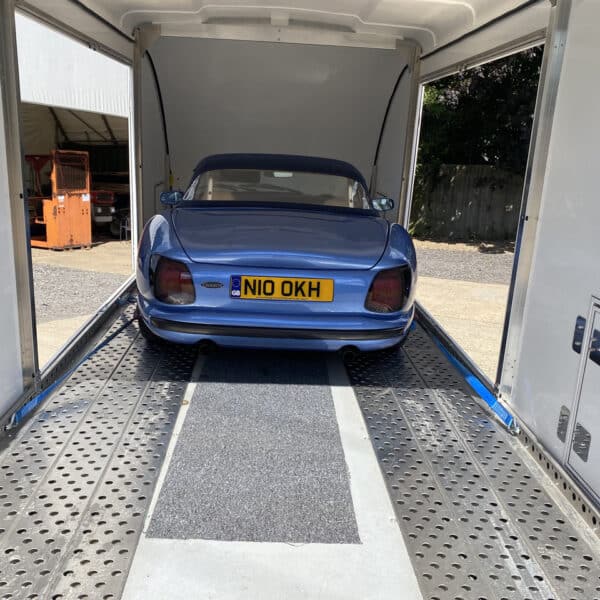 010925 1995 TVR Chimaera Loaded for Transport 2