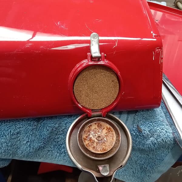 020925 1954 MG TF Fuel Tank Refit and Test 27