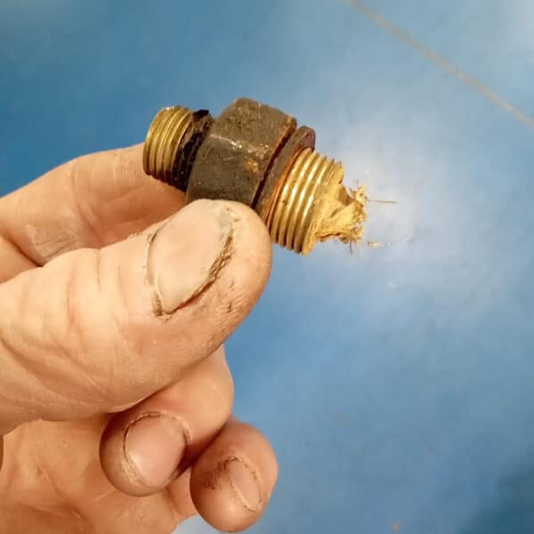 020925 1954 MG TF Fuel Tank Refit and Test 32