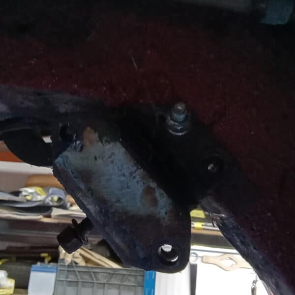 020925 1966 Jaguar E Type Rear Brakes Continued 17