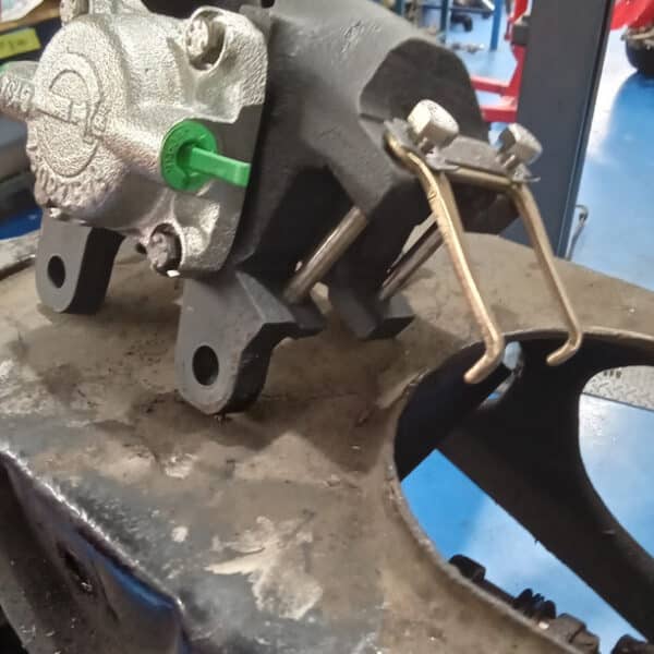 020925 1966 Jaguar E Type Rear Brakes Continued 26