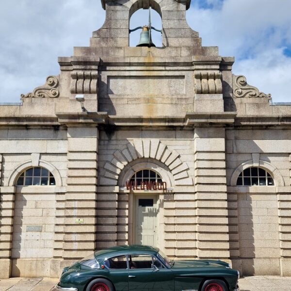 040925 1956 Jensen 541 Carriage Green at Royal William Yard 7