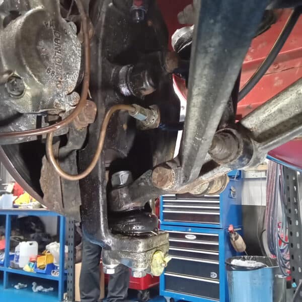 040925 1966 Jaguar EType Front Ball Joints 14