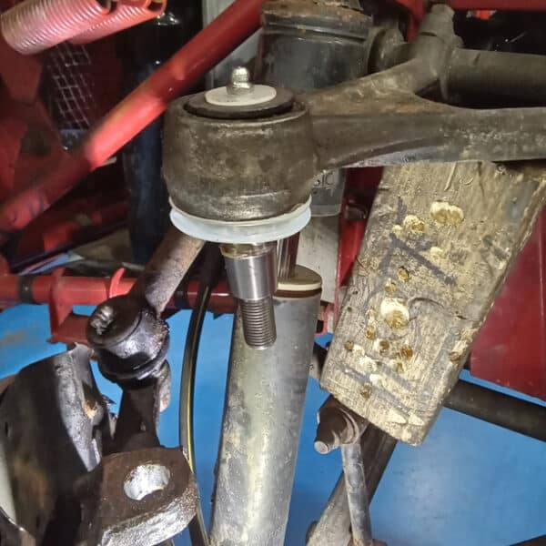 040925 1966 Jaguar EType Front Ball Joints 23