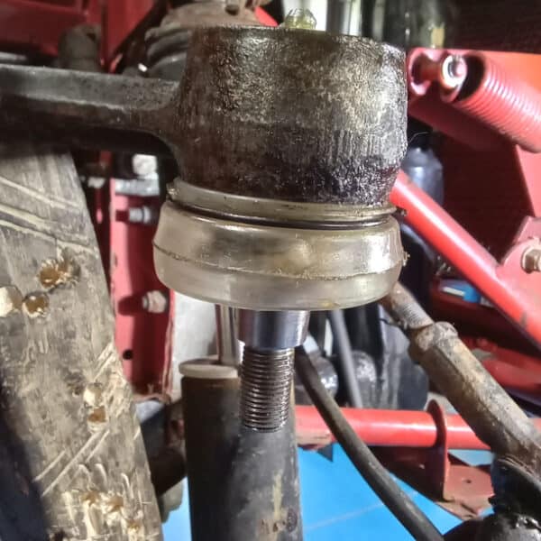 040925 1966 Jaguar EType Front Ball Joints 9