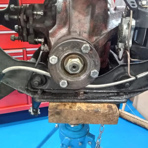 040925 1966 Jaguar EType More Rear Brakes 15