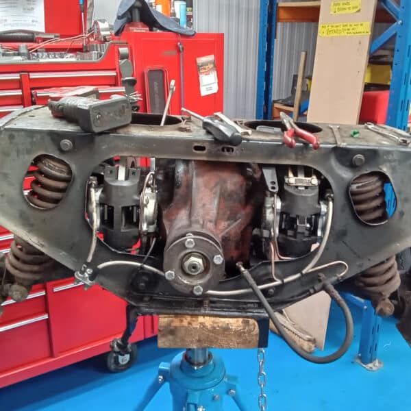 040925 1966 Jaguar EType More Rear Brakes 6