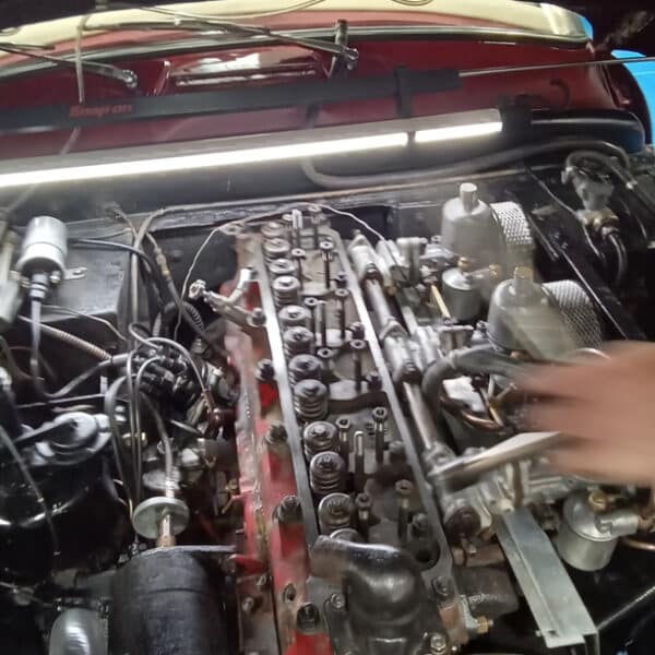 05092025 1956 Jensen 541 head refit 12