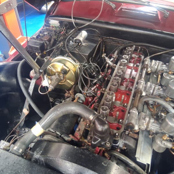 05092025 1956 Jensen 541 head refit 14