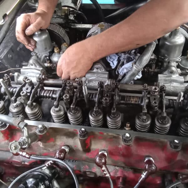 05092025 1956 Jensen 541 head refit 5