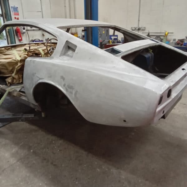 05092025 1970 Aston Martin DBS 6 Vantage strip down 41