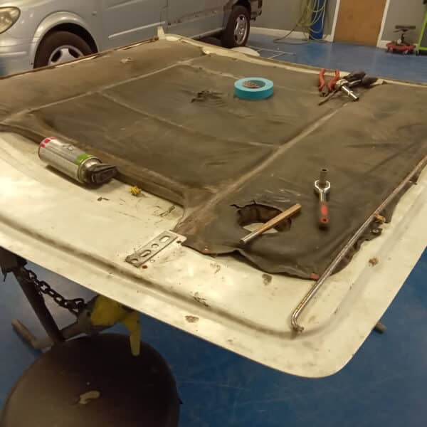 05092025 1970 Aston Martin DBS 6 Vantage strip down 55