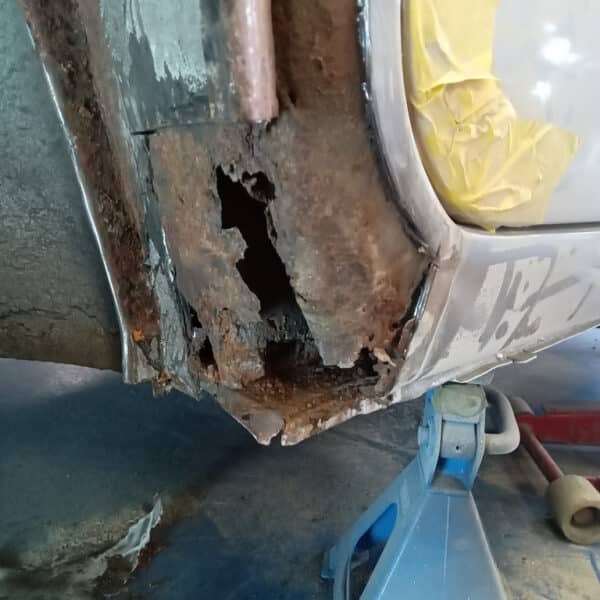 08092025 1971 Fiat 500 Rust Repairs 12