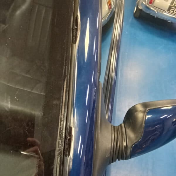 09.09.2025 1994 Rover 220 Turbo Blue Paint pillar 3