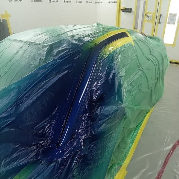 09.09.2025 1994 Rover 220 Turbo Blue Paint pillar 6