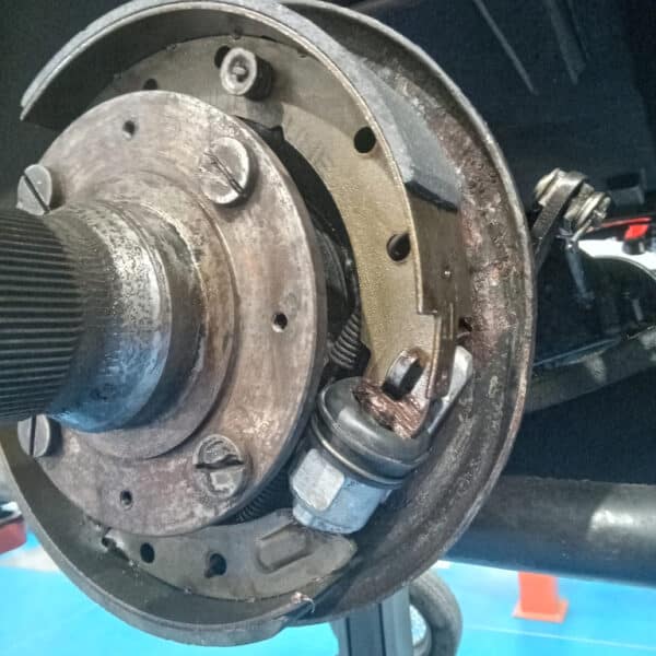 11.09.2025 1969 Morgan 44 Blue new brakes 9