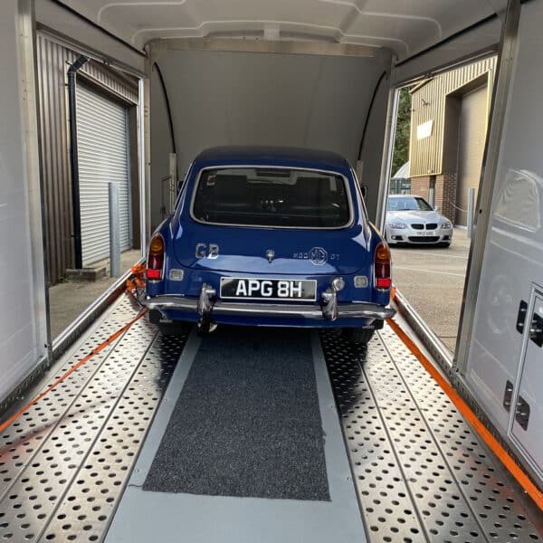 120925 1969 MGC GT Transport 2