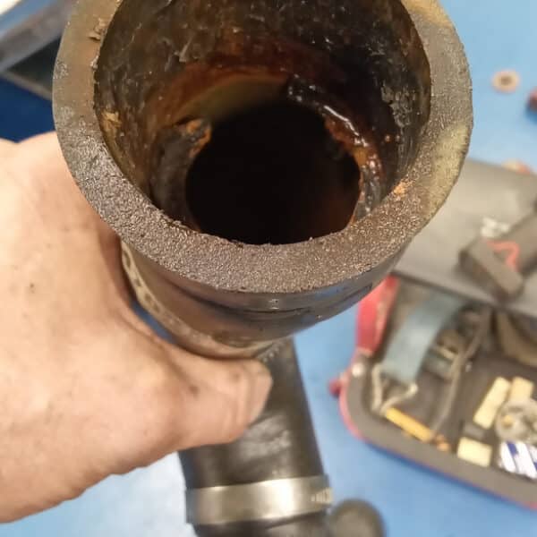 16.09.2025 1965 Jaguar 340 Mk2 Green waterpump 21