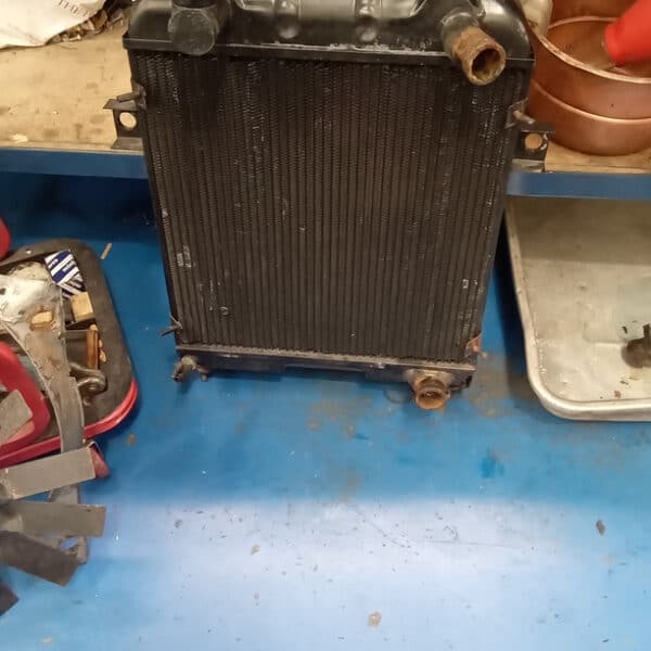 16.09.2025 1965 Jaguar 340 Mk2 Green waterpump 24