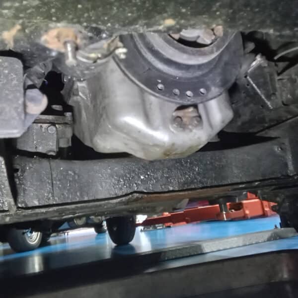 16.09.2025 1965 Jaguar 340 Mk2 Green waterpump 4