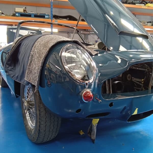16.09.2025 1969 Aston Martin DB6 Volante Blue fitting new parts 15